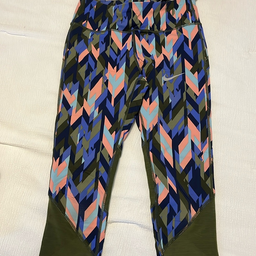 Nike capris